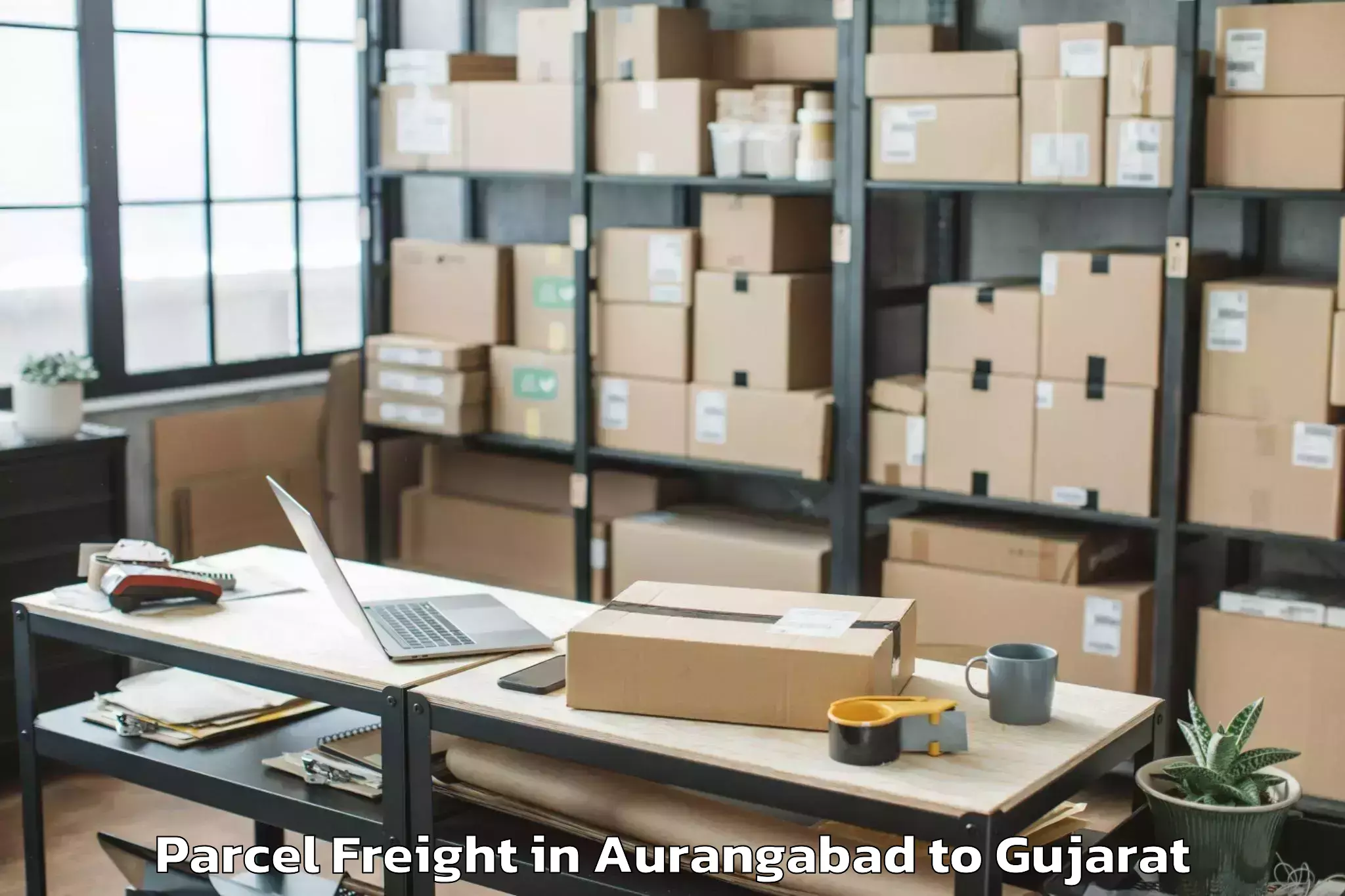 Efficient Aurangabad to Una Gir Somnath Parcel Freight